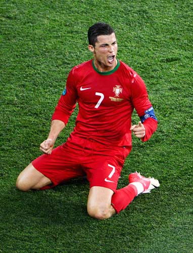 世界杯诞生3个死亡之组！同组4队实力相近：荷兰vs日本，争夺头名