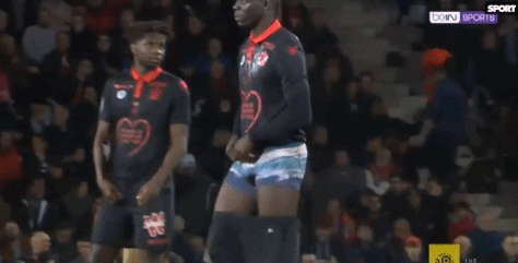 深圳男篮逆转广东王薪凯表现出色