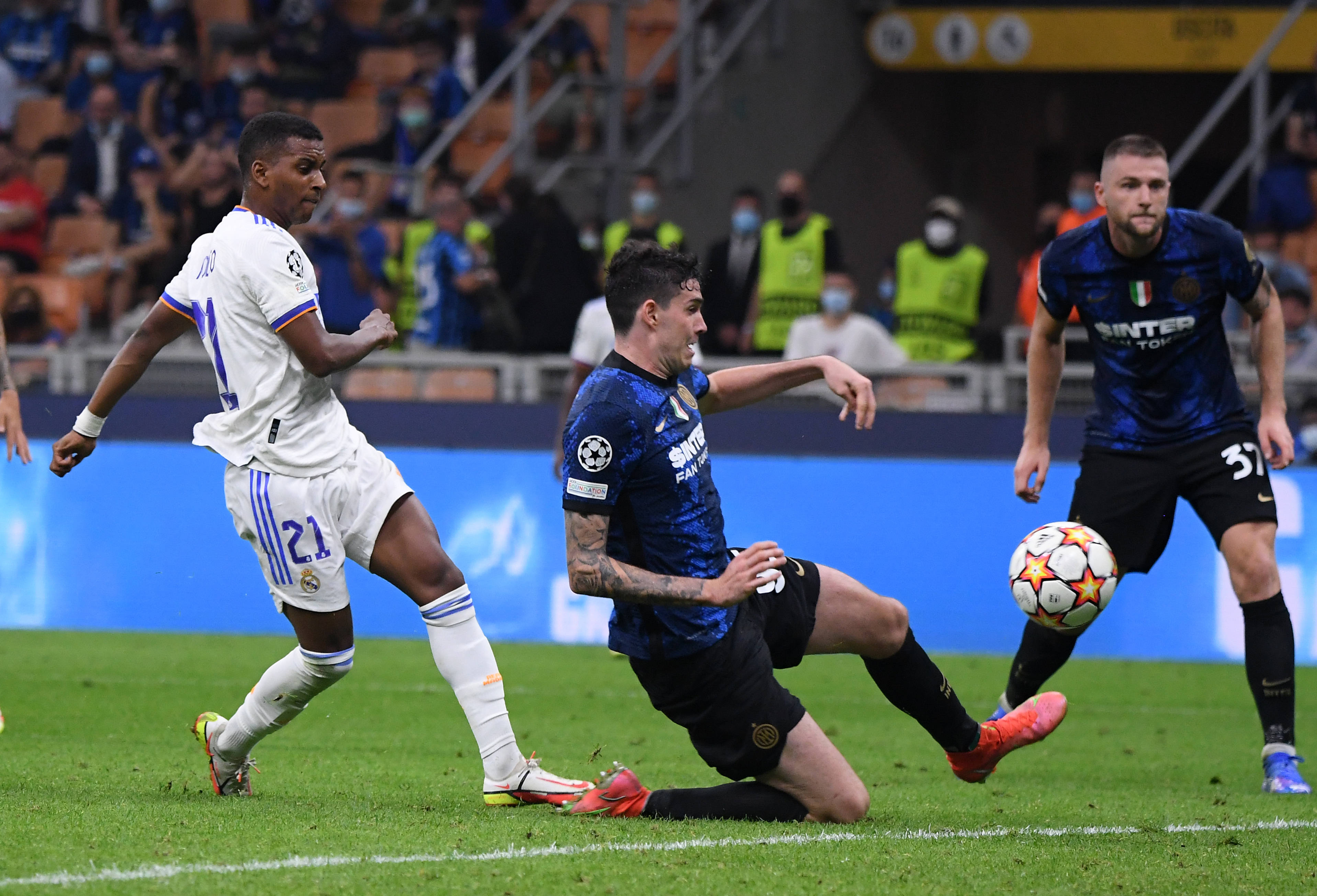 缺谁都能打！本赛季东契奇缺席的比赛湖人战绩4胜1负