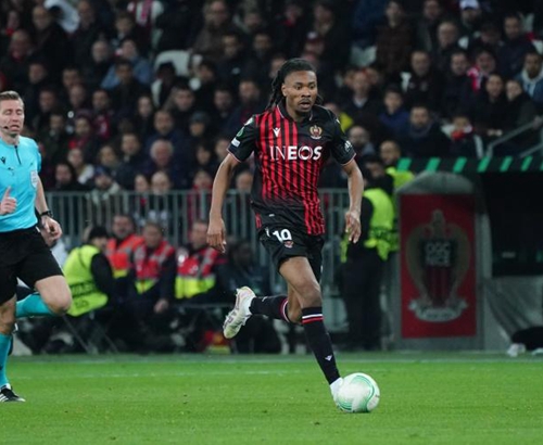 火箭主场大胜太阳，汤普森31分+杜兰特28+8助球队登顶西部第二