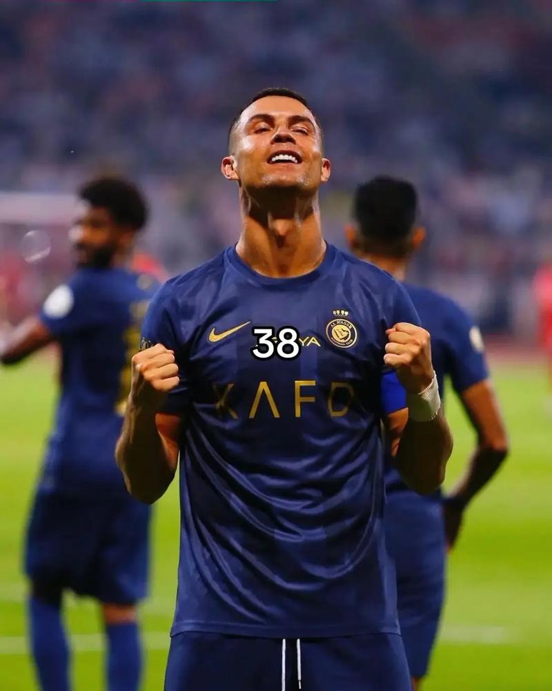 美媒：快船预计将与篮球运营总裁弗兰克团队达成续约